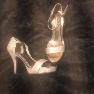 Women’s dress shoes